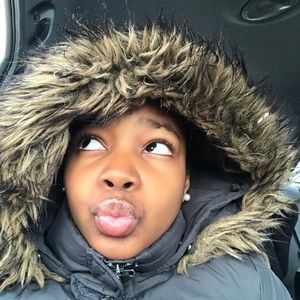 Meet your Posher, Adriana